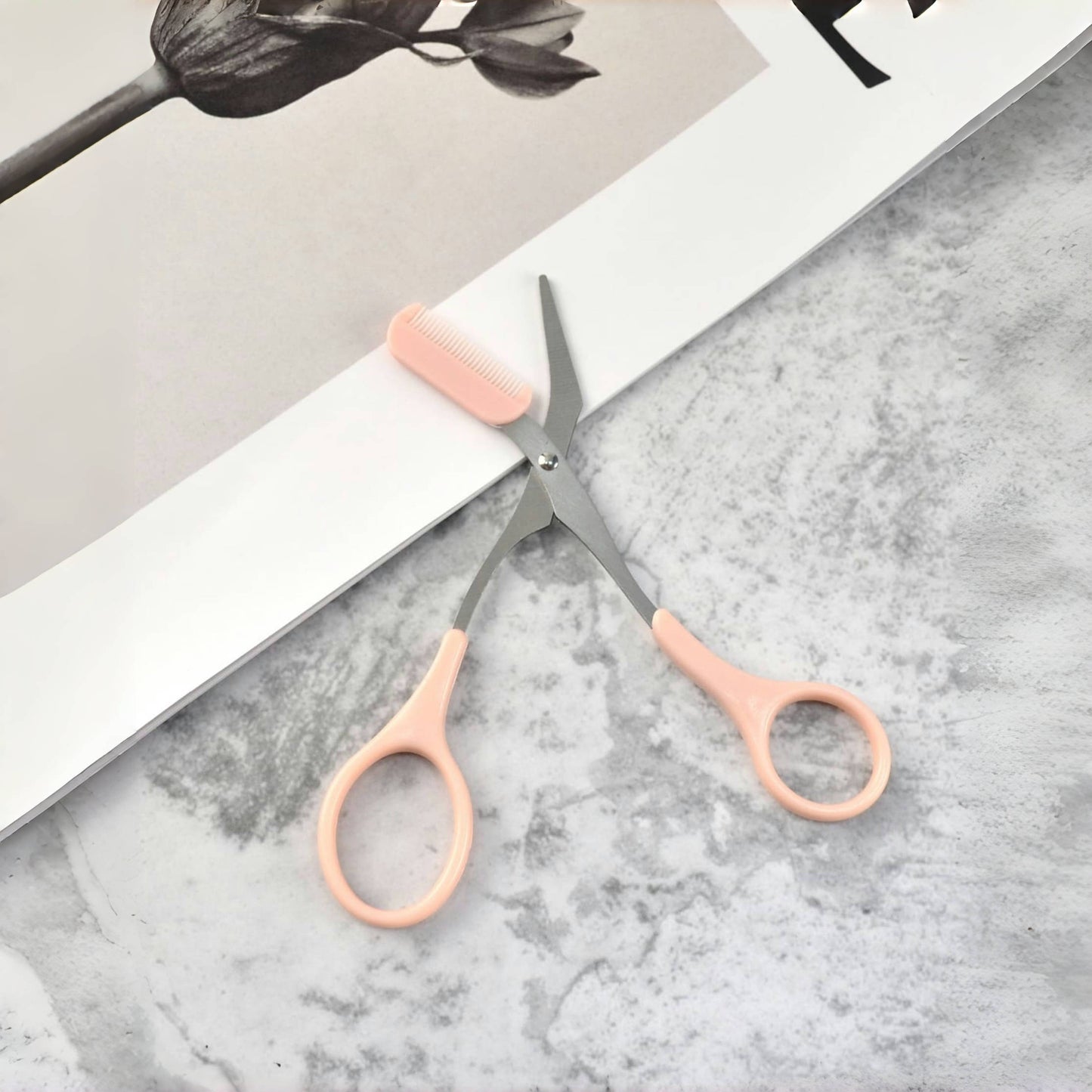 💖 Precision Eyebrow Scissors with Built-in Comb – Perfect Cut with Style! 💖