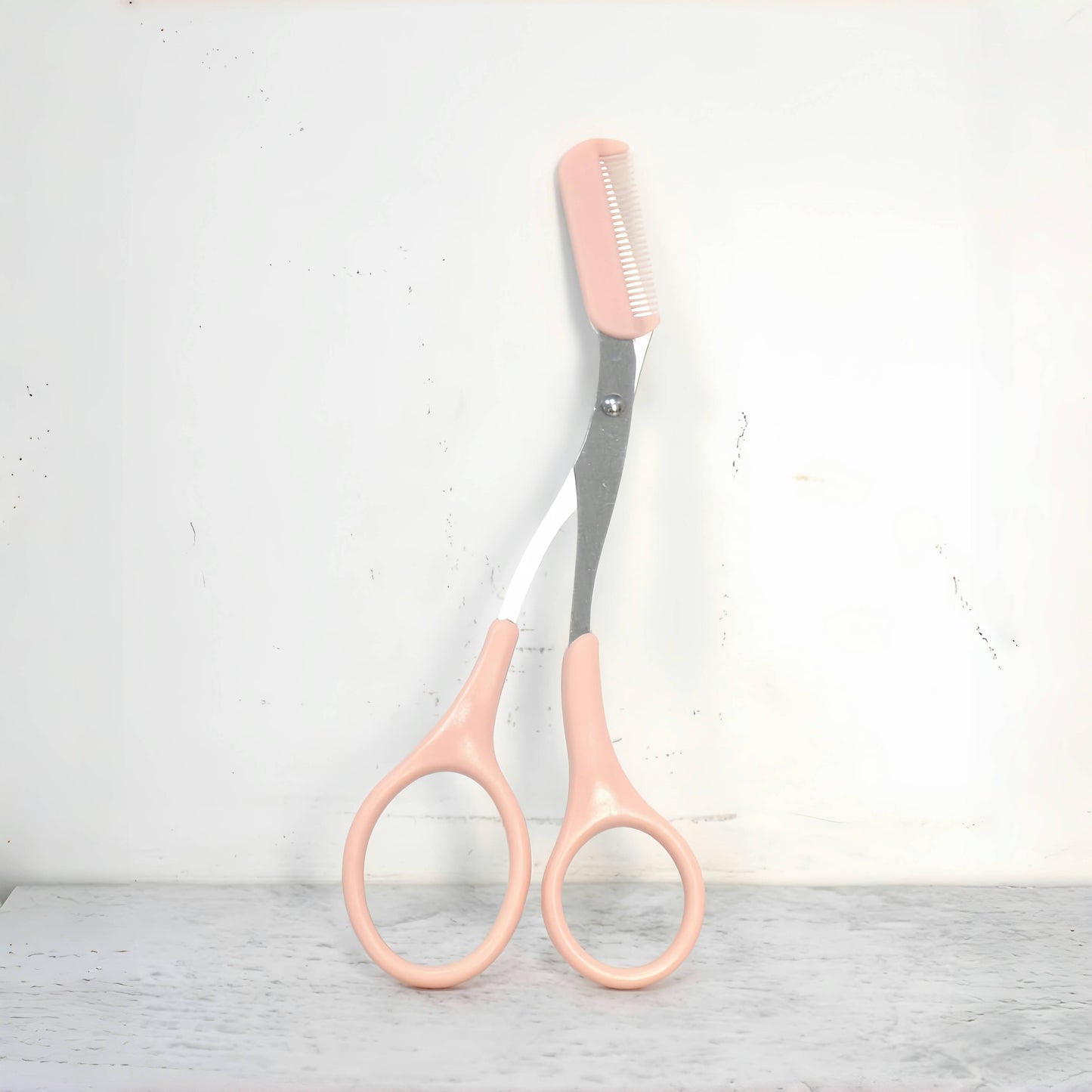 💖 Precision Eyebrow Scissors with Built-in Comb – Perfect Cut with Style! 💖