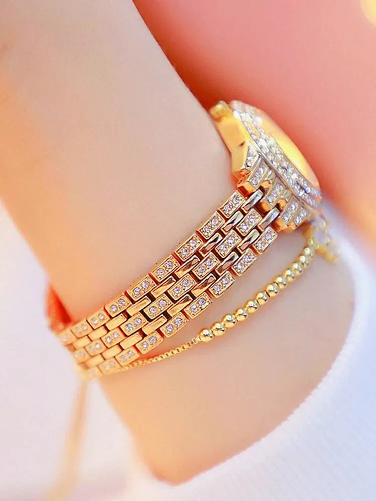 ✨ Relógio Feminino Luxo Dourado e Prateado com Strass – Elegância e Sofisticação ✨