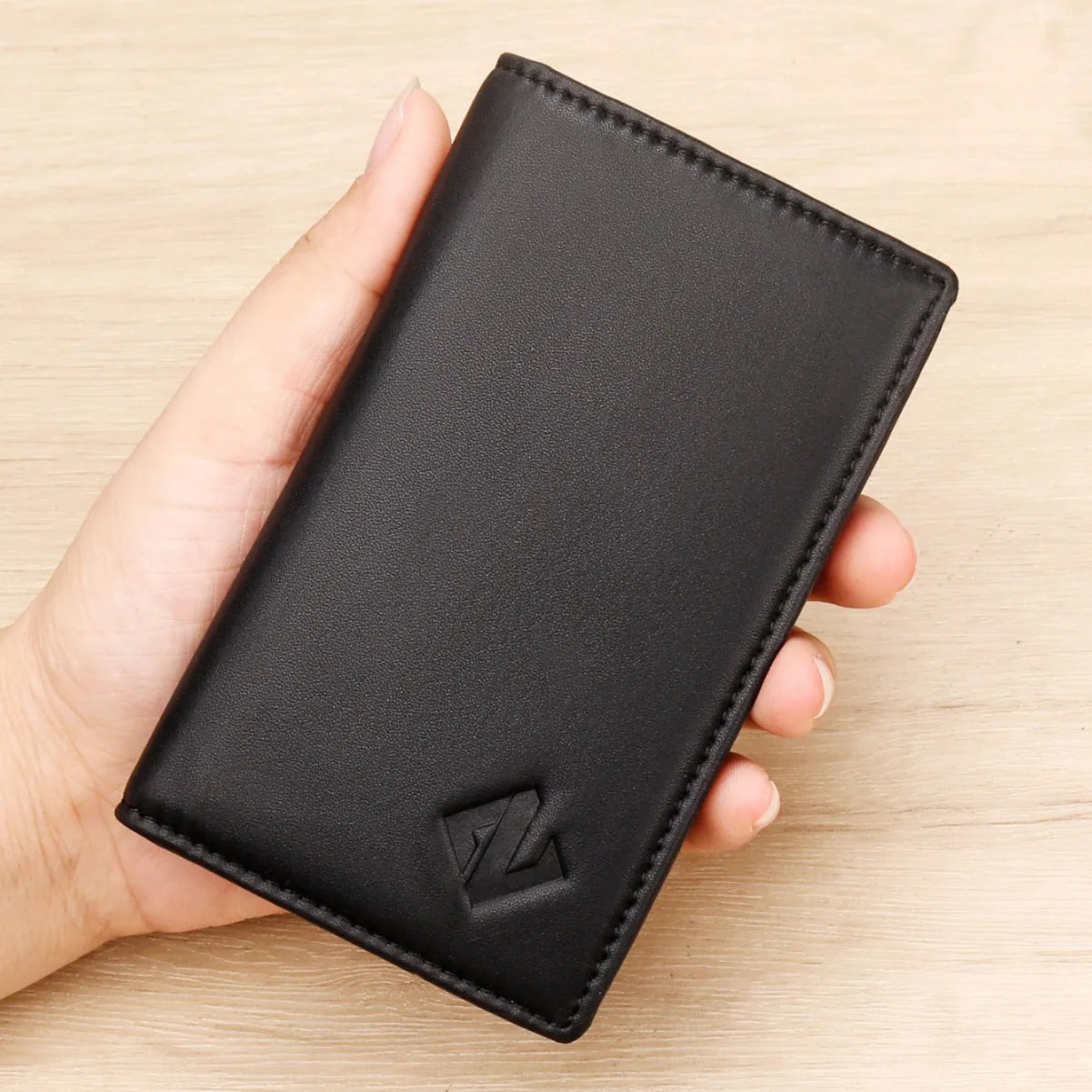 Genuine Leather Card Wallet – Elegance and Organization for Men! 💼